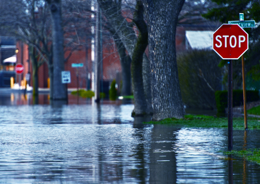 Tips for Driving in Flooding Conditions