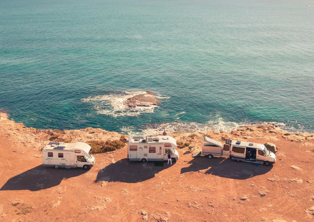Essential Safety Tips for Long-Distance Caravan Travel